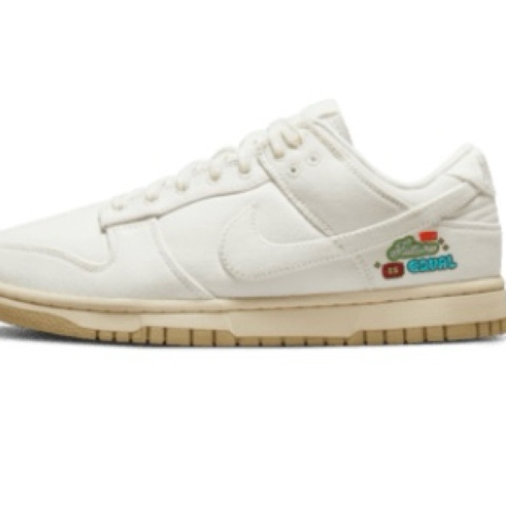 Nike Dunk Low SE